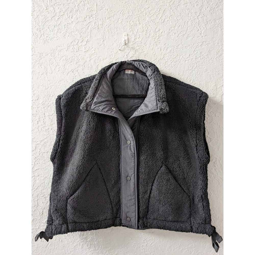 Free People Movement Fleece Vest Womens S Black Sherpa Snap Front Side Tie Trim